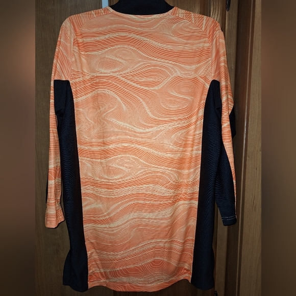 An Adidas LAFC Flex Power Tools men's long sleeve jersey in a size Medium And XL - Picture 5 of 13